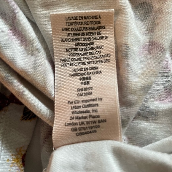 Free People white v-neck boho dress, size small - Picture 8 of 8